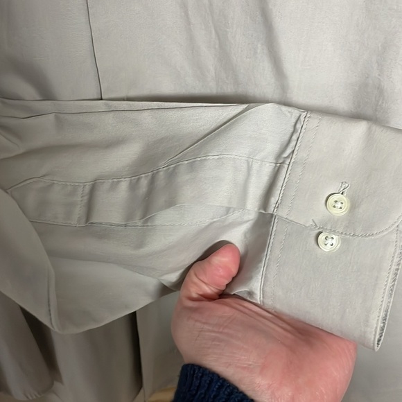 Van Heusen size 17 36/37 wrinkle free tan color long sleeve button down - Picture 4 of 6